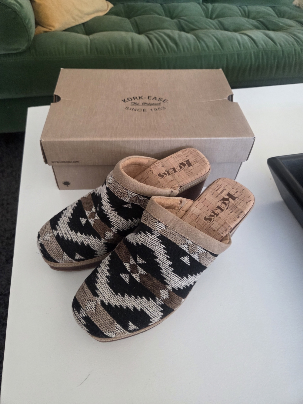 Korks Kork-Ease Lori Southwestern Aztec Woven Pattern Platform Slip-On Clogs, 9